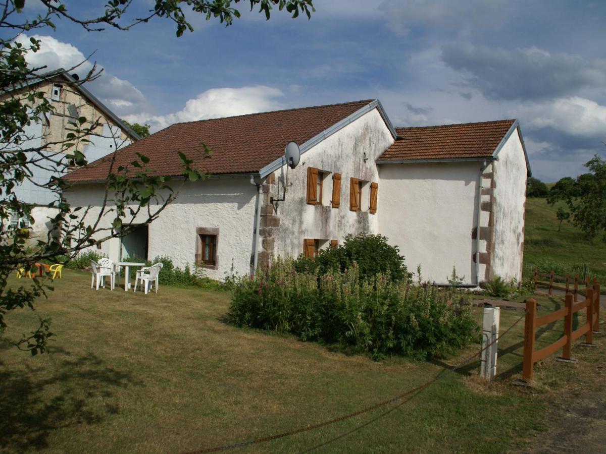Spacious Holiday Home Near The Forest Esmoulieres Eksteriør bilde